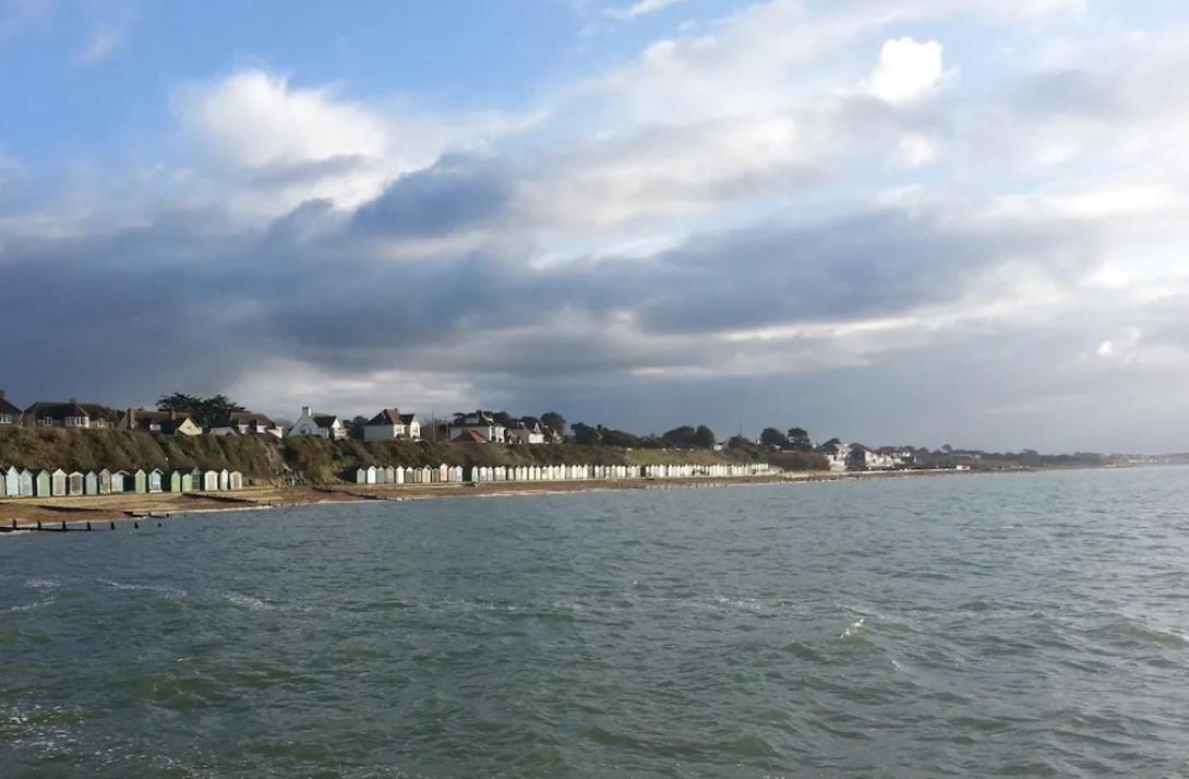Solent Sea View Beach Cottage Hill Head Екстериор снимка